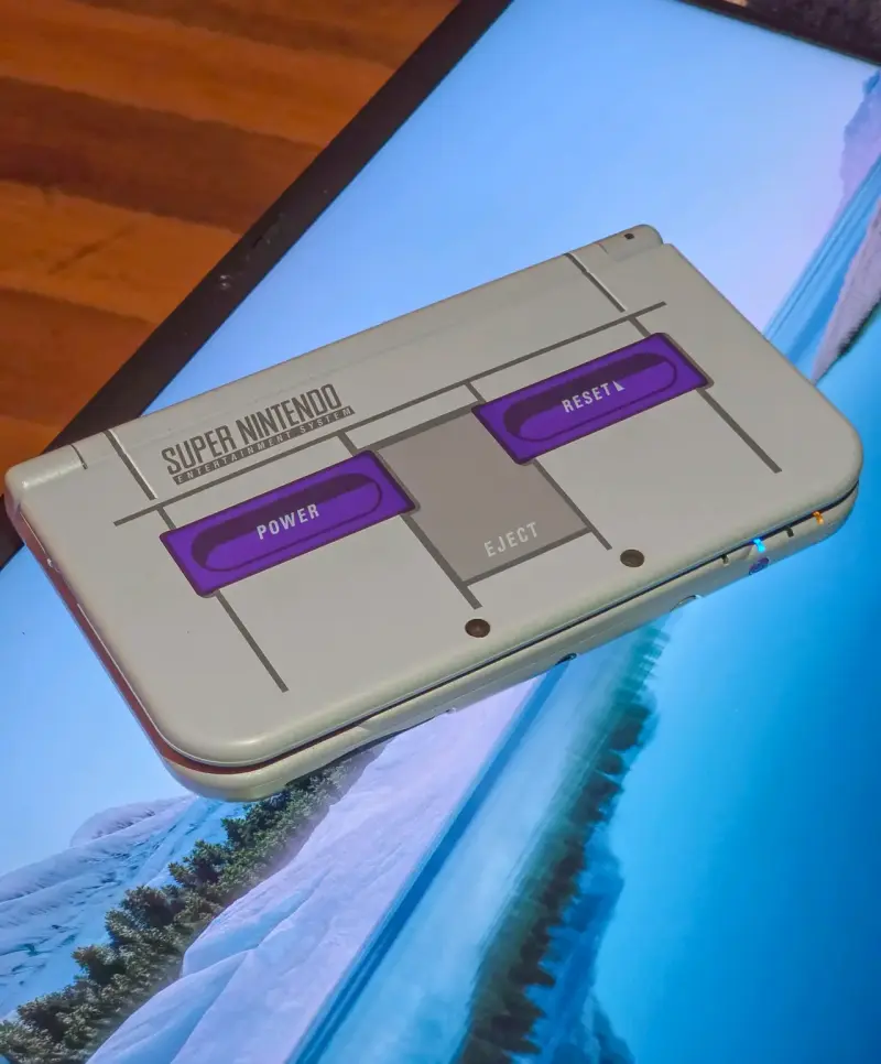 New Nintendo 3DS XL edición SNES - 3