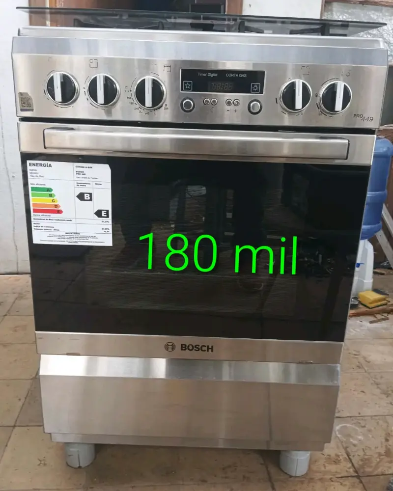 Cocina a gas Bosch con horno eléctrico - 1
