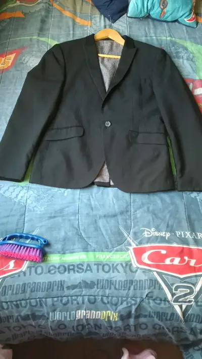 Blazer negro para hombre en buen estado - miniatura 1