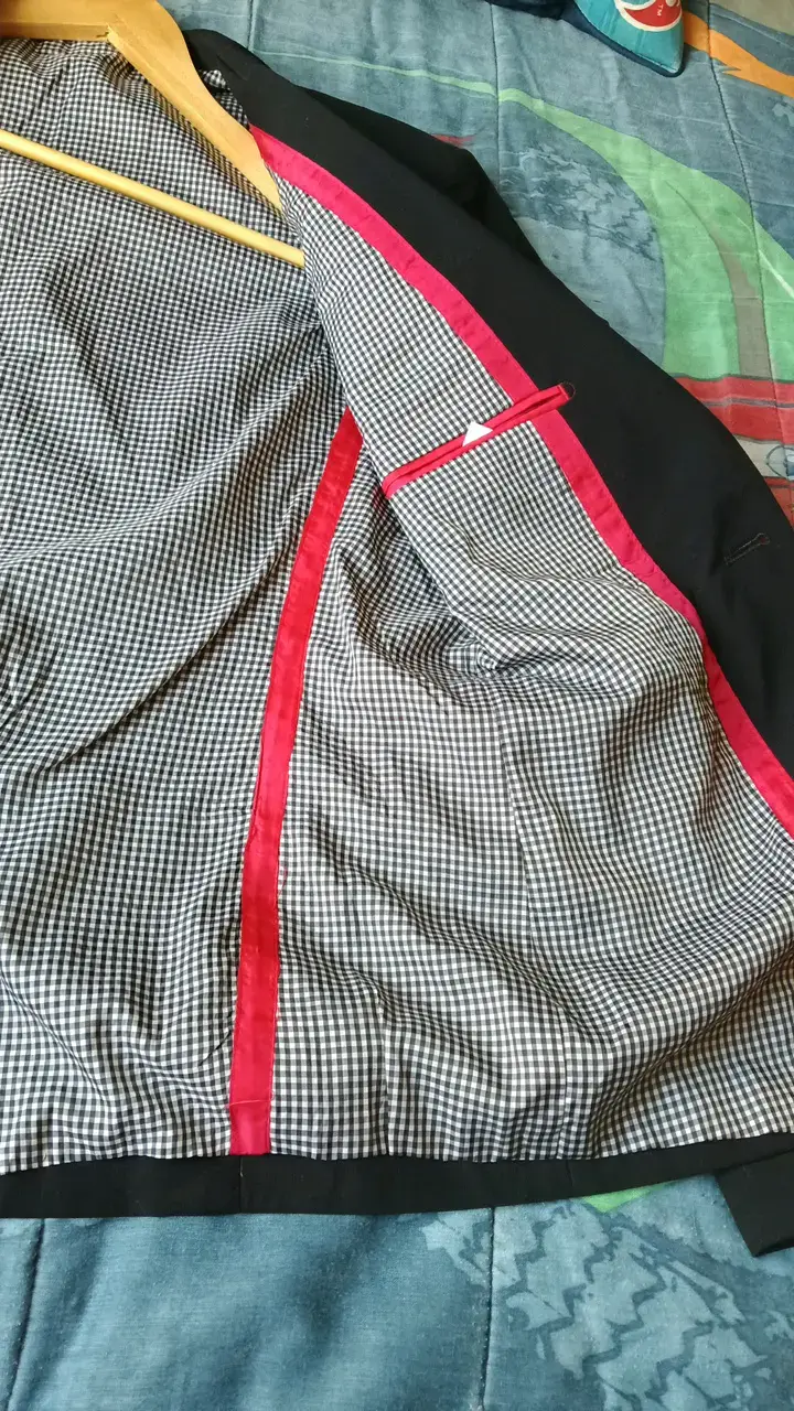 Blazer negro para hombre en buen estado - 5