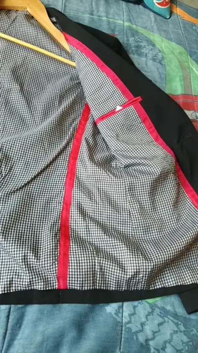 Blazer negro para hombre en buen estado - miniatura 5