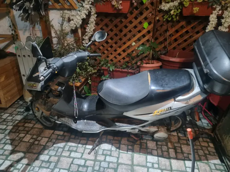 Moto Kinlon JL 150T 13 año 2012 en buen estado - 1