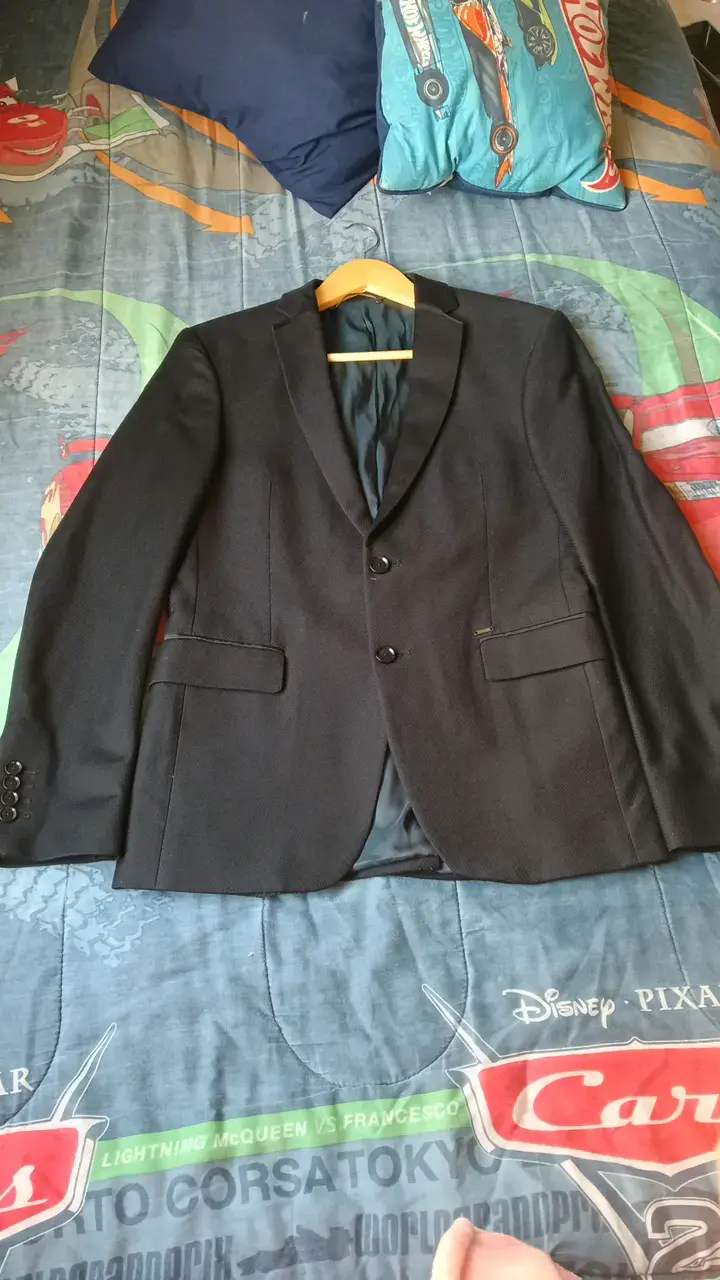 Blazer negro Zara Man elegante para hombre - 1