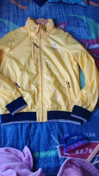 Chaqueta amarilla impermeable Gaastra para hombre - miniatura 1