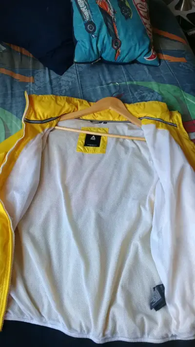 Chaqueta amarilla impermeable Gaastra para hombre - miniatura 6