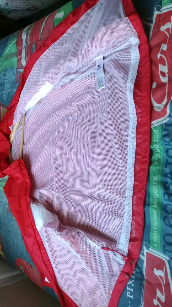 Chaqueta deportiva roja Erima con capucha - 5