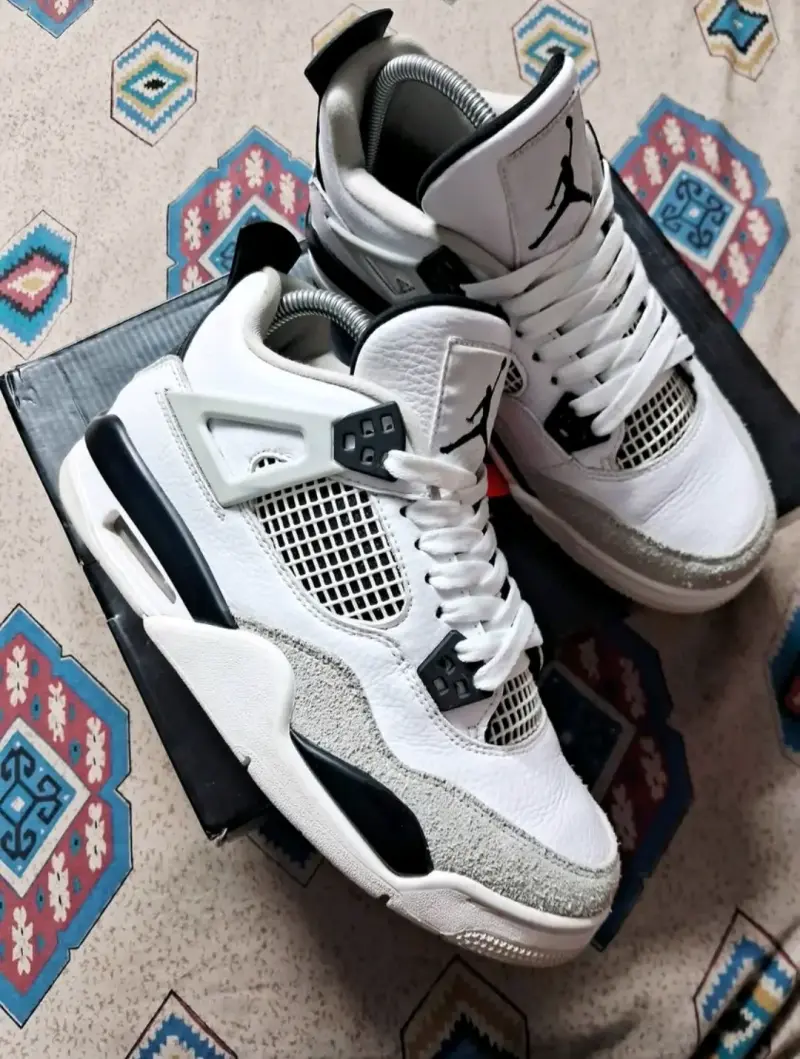 Zapatillas blancas Air Jordan retro 4 originales - 1
