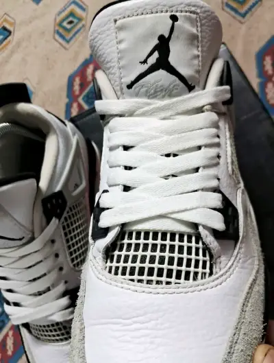 Zapatillas blancas Air Jordan retro 4 originales - miniatura 4