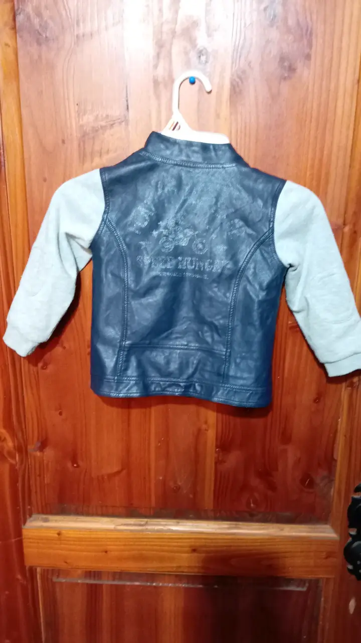 Chaqueta infantil azul con mangas grises - 2