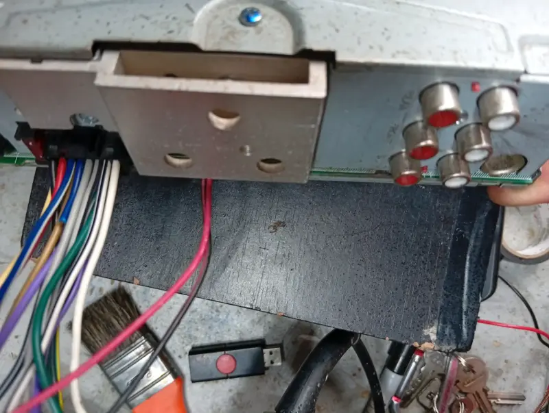 Radio para auto Kenwood con Bluetooth y control remoto - 5
