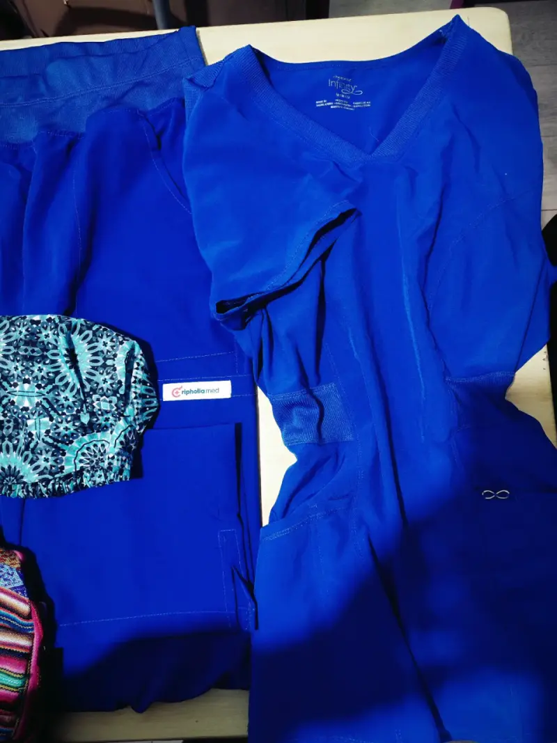 Uniforme médico azul (rey) para mujer - 1