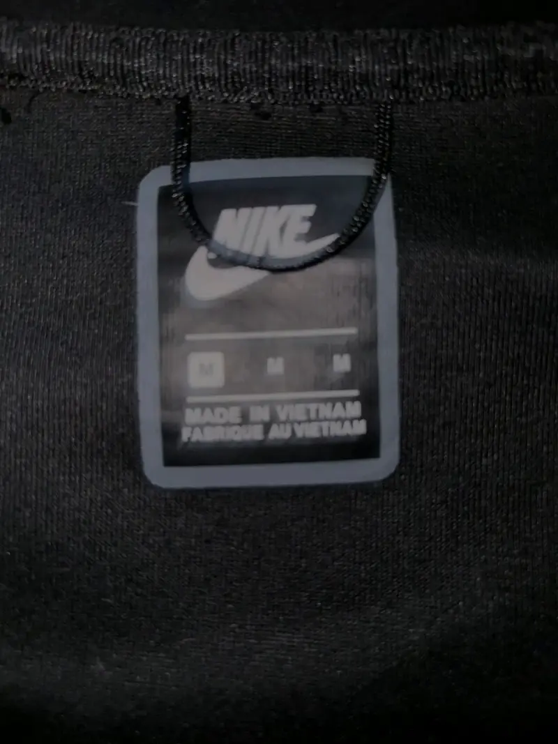 Polerón Nike tech negro con capucha y cierre - 3