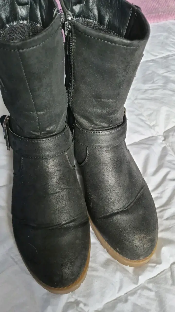 Botas negras con hebillas talla 39 - 2