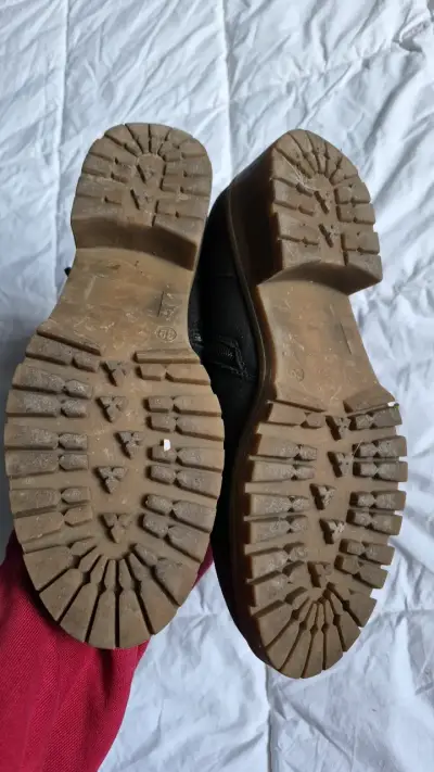 Botas negras con hebillas talla 39 - miniatura 5
