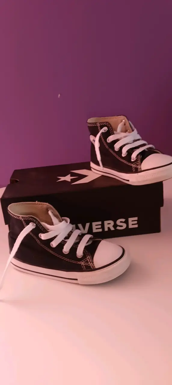 Zapatillas negras para bebé Converse - 1