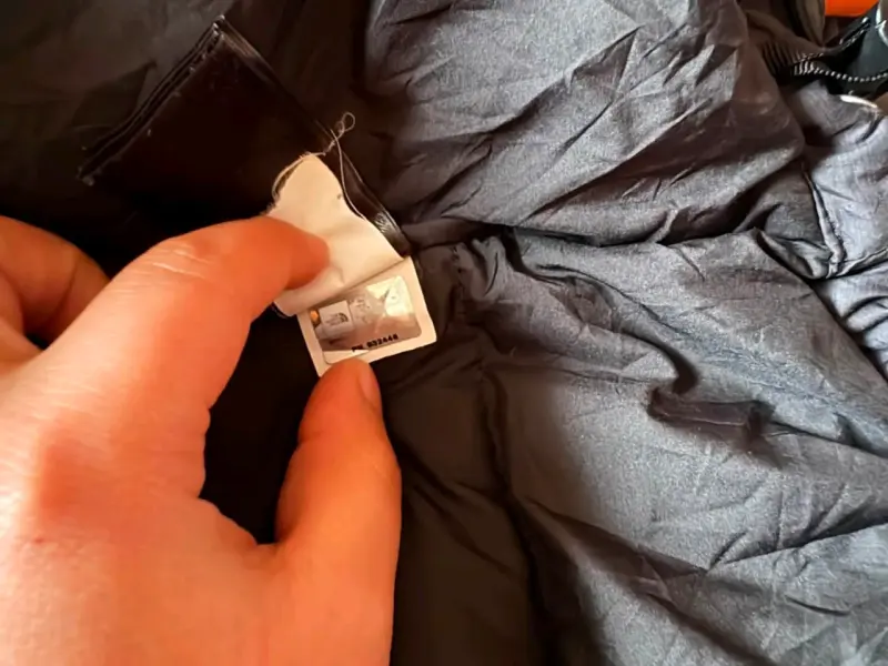 Chaqueta de plumas The North Face negra - 4