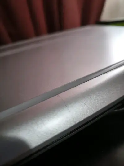 Laptop HP con Intel Core i7 y 12GB RAM - miniatura 5
