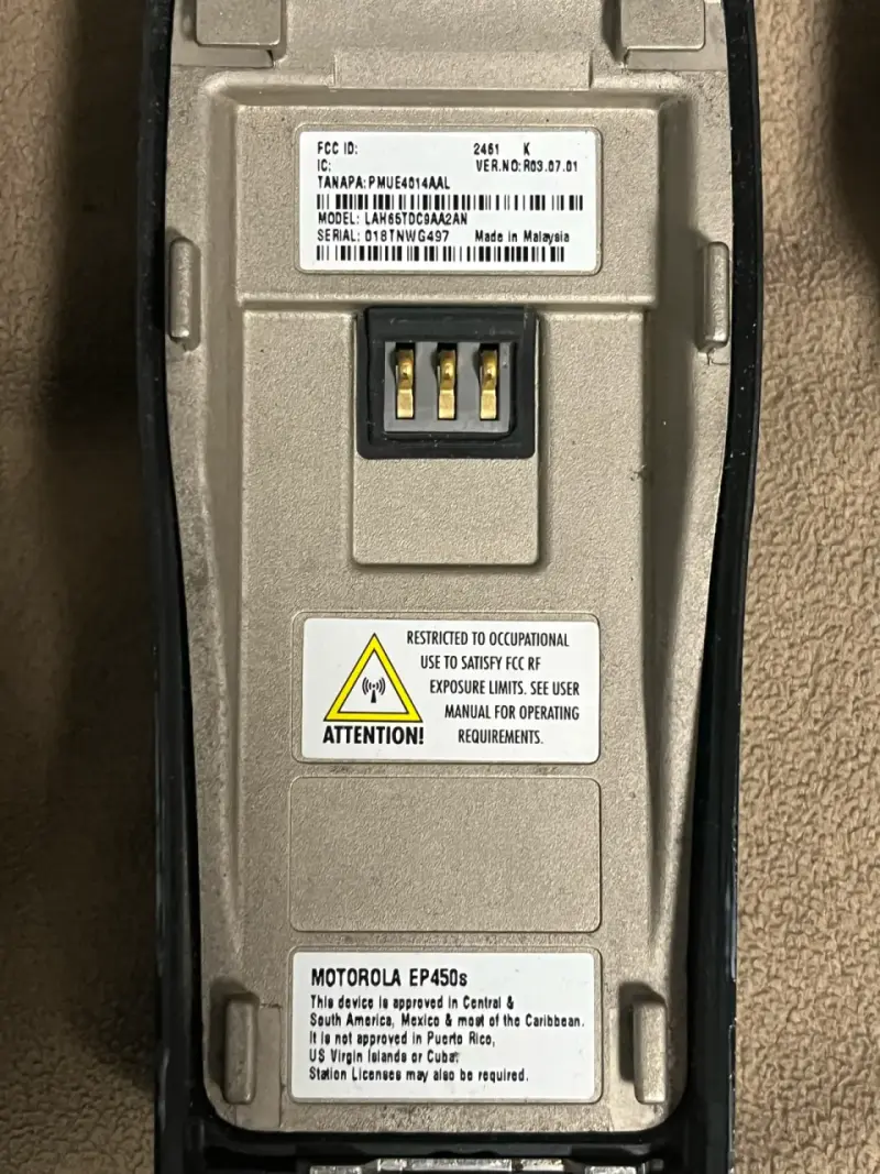 Radios Motorola EP450s con cargador - 6