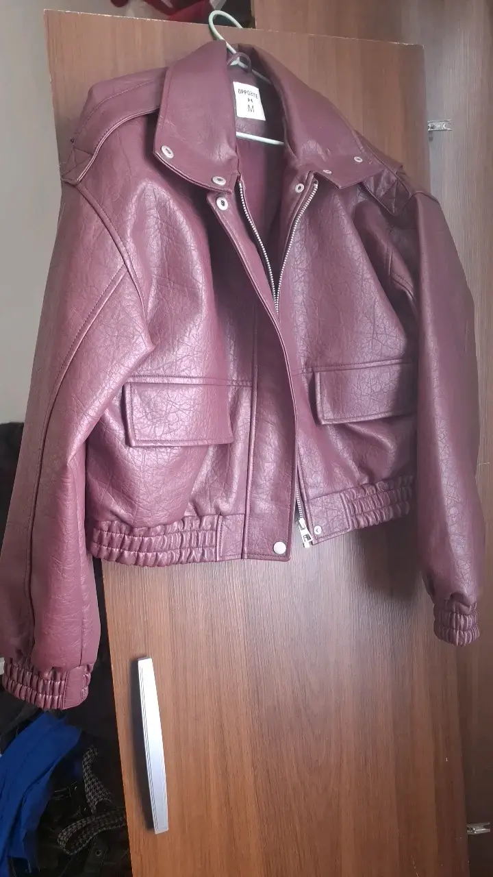 Chaqueta de cuero sintético burdeos para mujer - 1