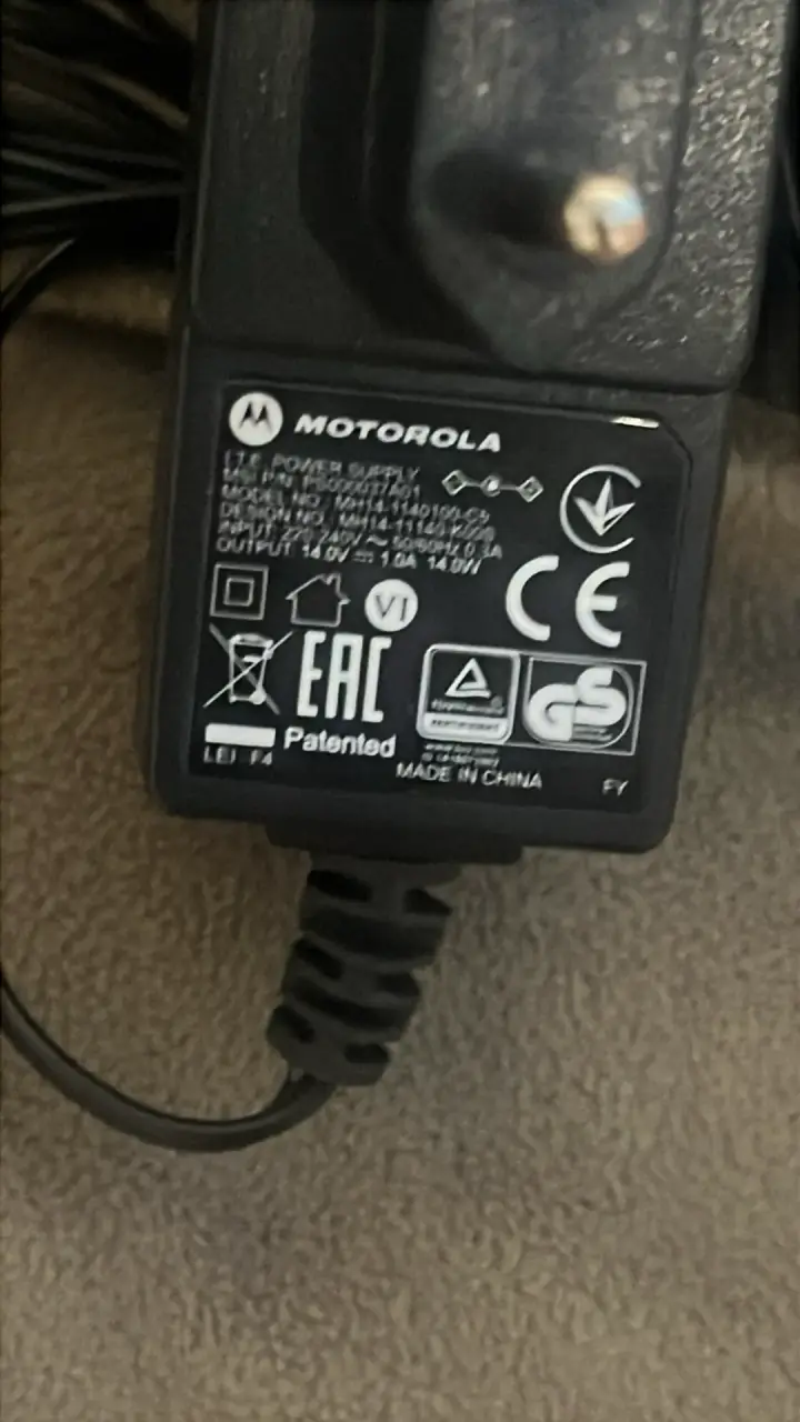 Radio Motorola EP450s con cargador - 5