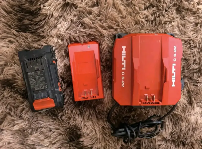 Cargador y batería Hilti C 6-22 - 1