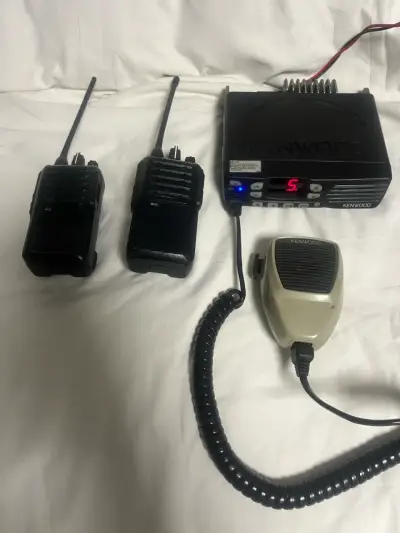 Radio Comunicador Kenwood con Micrófono Icom - miniatura 4