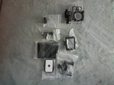 Cámara deportiva sumergible 1080p con accesorios - miniatura 2