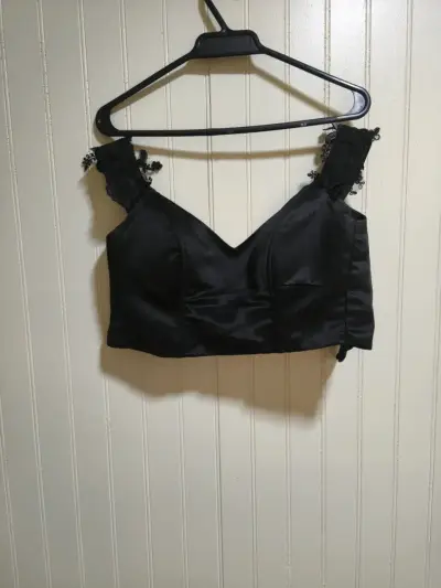 Vestido de encaje negro elegante con top a juego - miniatura 2