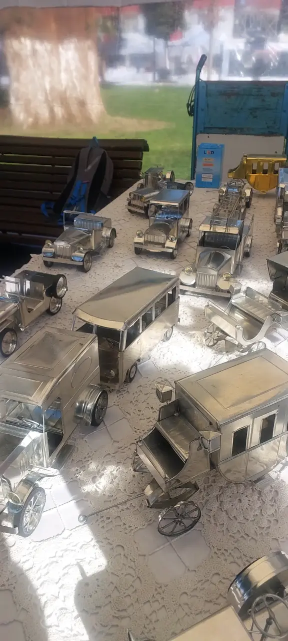 Colección de Autos en Miniatura de Metal - 3