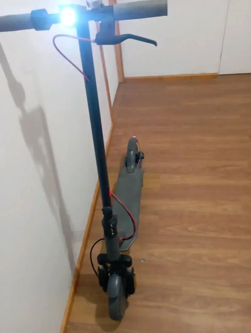 Scooter eléctrico plegable - 5