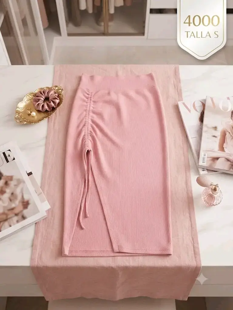 Falda rosa con fruncido talla S