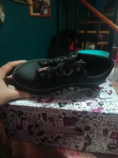 Zapatos de plataforma negros - miniatura 3