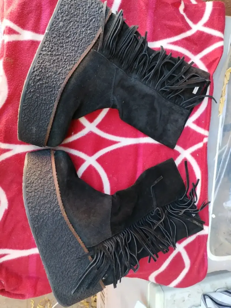 Botas negras con flecos de plataforma - 1
