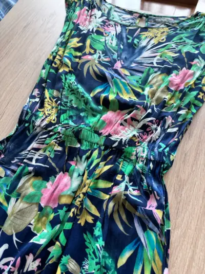Vestido floral tropical Basement talla S - miniatura 2