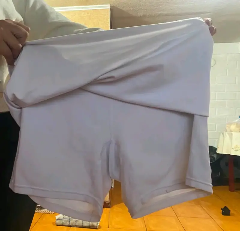 Falda pantalón deportiva blanca para mujer - 2