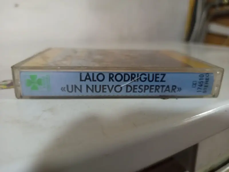 Cassette música Lalo Rodríguez Un Nuevo Despertar - 4