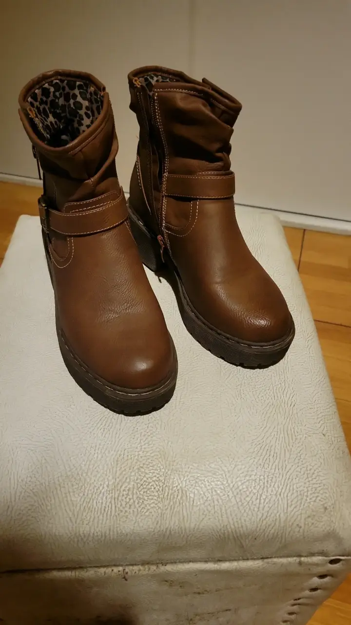 Botines de cuero marrón con hebilla - 2