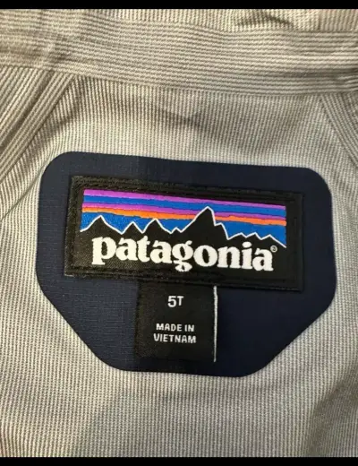 Chaqueta impermeable azul Patagonia talla 5 - miniatura 2