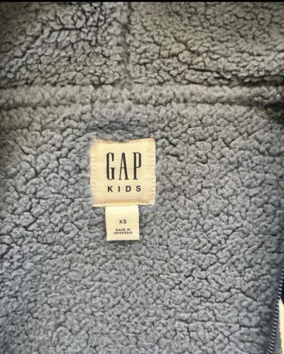 Polerón  GAP Kids azul talla xs - miniatura 2