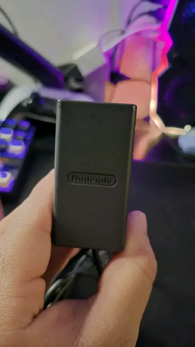 Nintendo Switch Lite coral Chipeada - miniatura 5