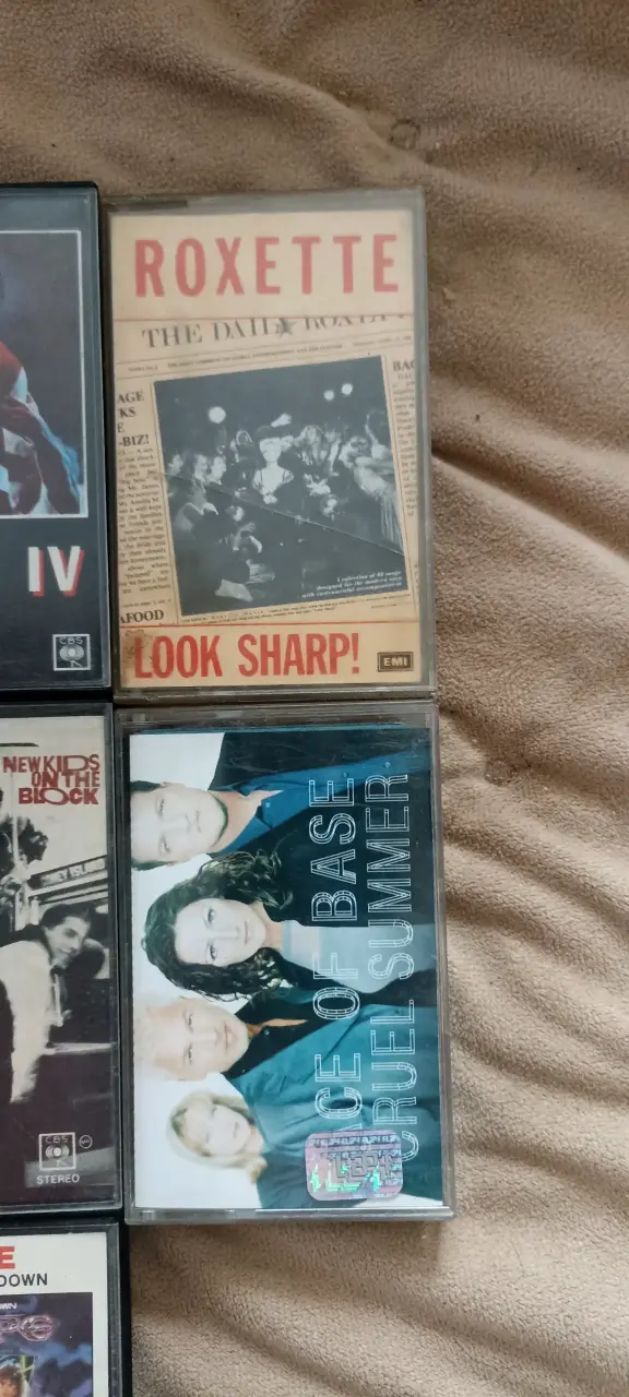 Colección de cassettes de música variada - 2