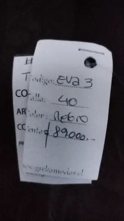 Vestido negro sin mangas - miniatura 5