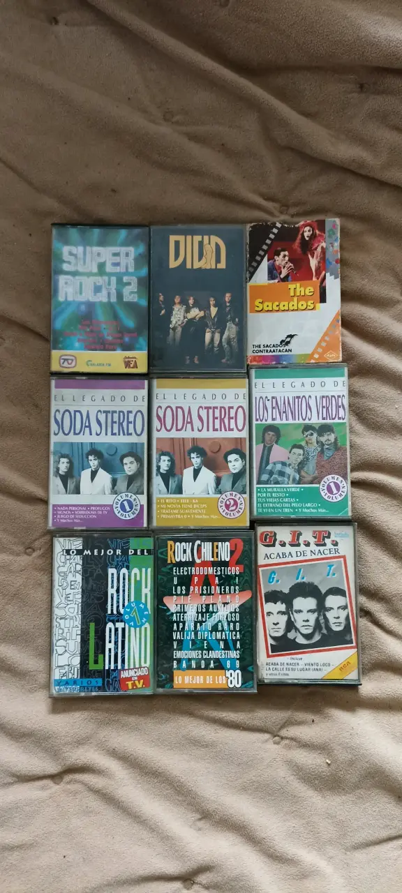 Colección de Cassettes de Rock Latino y Chileno - 1