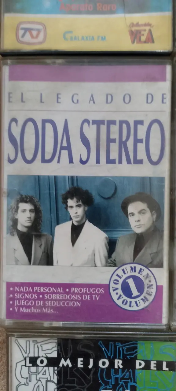 Colección de Cassettes de Rock Latino y Chileno - 3