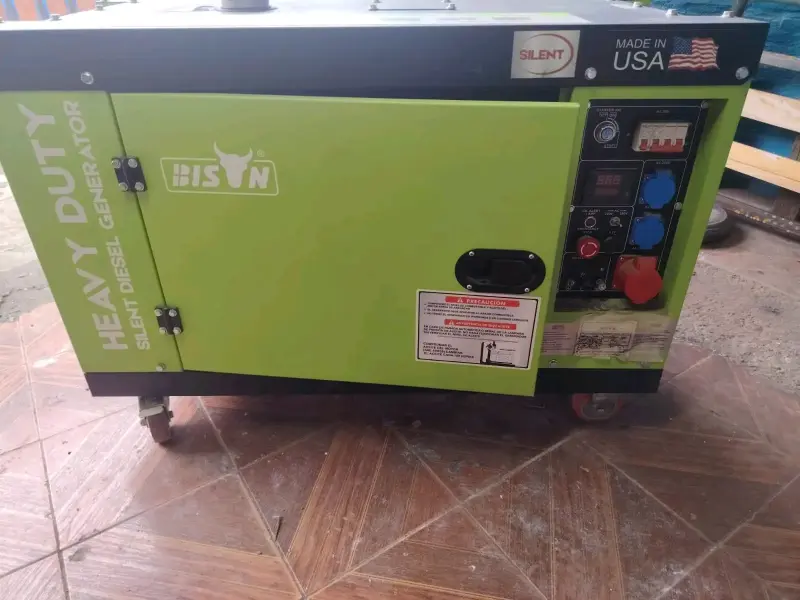 Generador diésel silencioso Bison Heavy Duty - 3