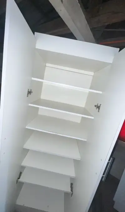 Armario Blanco con Puertas y Estantes - miniatura 3