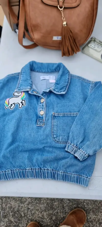 Polera de mezclilla para niños con unicornio Zara - miniatura 3