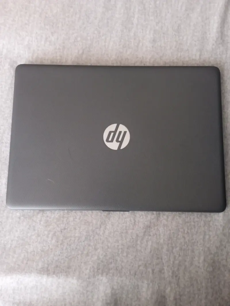 Notebook HP con pantalla de 14 pulgadas y Windows 10 - 5