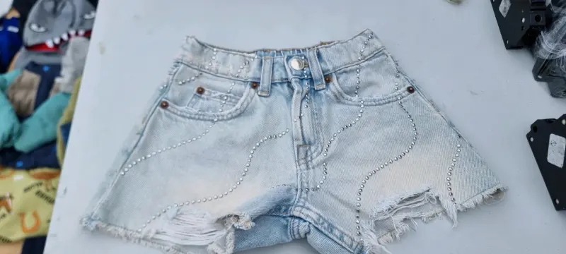 Shorts de mezclilla con tachas para niñas Zara - 1