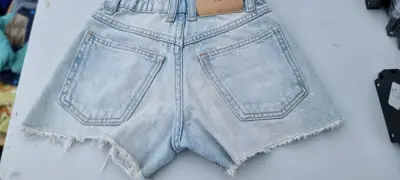 Shorts de mezclilla con tachas para niñas Zara - miniatura 5
